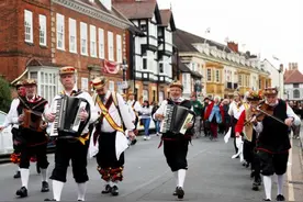 全球连线｜莎翁故乡纪念莎士比亚图片