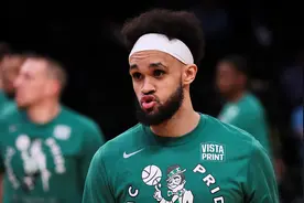 网红坐上NBA解说席图片