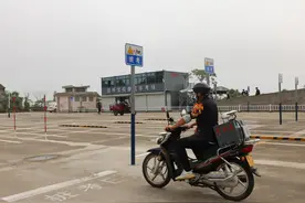 图说丨摩托车驾照“考证热”图片