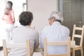 疫情期间和父母住一起，我的情绪有点不稳定图片