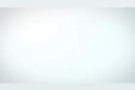 无锡54岁大叔坚持健身10年，一身肌肉让人直呼太年轻图片