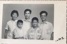 找到郑计后，隔着大洋他们终于视频相会图片