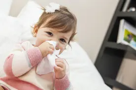 2岁孩子1年半里10次扁桃体化脓，医生：都是家长宠出来的毛病图片