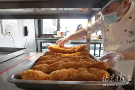 微信群接龙、外带打包！现场直击北京暂停堂食第一餐图片