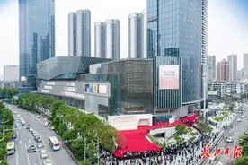 首家武汉万象城开业了，首店美展刷爆逛街新体验图片