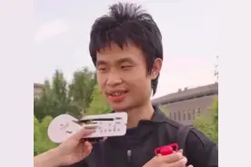 “韦神”又上热搜，北大数学院院长：网上炒什么，他大概也看不见图片