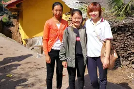 重庆“妈妈”十余年如一日奉献爱心 资助五名凉山学子继续学业图片