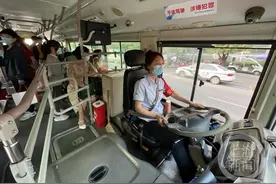 新青年说丨她是一个优秀的公交驾驶员，却是一个“不合格”的妈妈图片