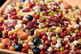 60岁是癌症风险的坎儿！记住一个字，防治癌症事半功倍图片