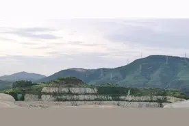 压垮砂石矿山的“最后一根稻草”图片