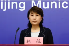 北京海淀3名公交乘务人员感染，排查密接百余人！西城+4，轨迹涉酒店、公厕图片