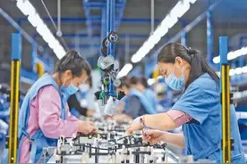 爱岗敬业 奋战工业生产一线图片