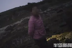 半岛聚焦 | 赶海直播，背后有托！记者起底造假产业链：前面放后面捡，1分钟抓3只大螃蟹图片