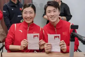 冬奥冠军徐梦桃在沈阳“领证”啦图片