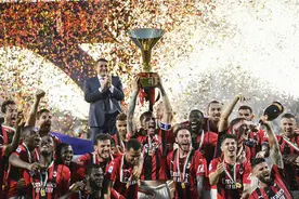 最好的年纪遇到最好的你！米兰夺冠与白发穆帅，为何让球迷怀旧？图片