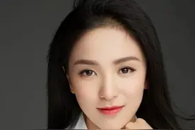 唐诗逸《乘风破浪》首秀《一生所爱》浪漫出圈图片