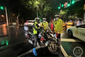 摩托车整治“加码”！无证、无牌驾驶一律严处图片