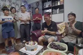 多亏“人脸识别”，被拐18年的他终于找回亲生父母图片