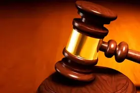 厦门一女子未婚生子后，竟将孩子丢弃在垃圾桶！法院判了图片