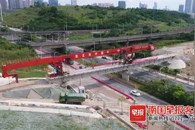 贵南高铁引入南宁枢纽工程桥梁架设完成，南宁至贵阳行程有望缩短至2小时左右图片