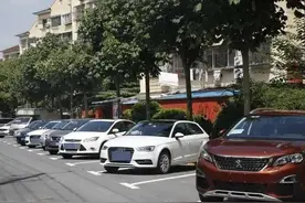 上海车主灵魂拷问：爱车家中停，那车险能停吗？专家：诉求合法、合理、合情图片