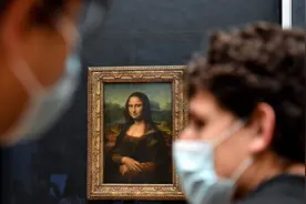早安·世界｜《蒙娜丽莎》遭游客抹了蛋糕，幸亏有防弹玻璃图片