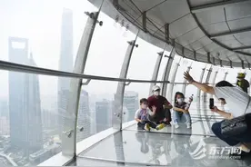 东方明珠今起恢复营业 上海31家公园景点开放图片