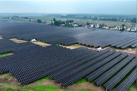 国家能源集团在鄂首个集中式光伏项目实现全投图片