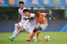 3867天，成都足球再次亮相中超！虽0比2不敌深圳，但不乏亮点图片