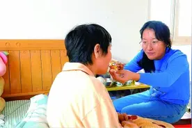 刘羲檬：妈妈在哪，家就在哪图片