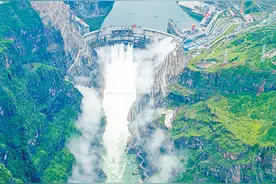 大坝江中起 绿电进万家图片