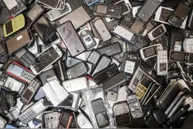 旧手机扔进垃圾桶？你可知它们中“藏着”多少真金白银图片