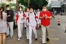 全国高考英语落下帷幕，北京考生：题不难，作文又见李华图片