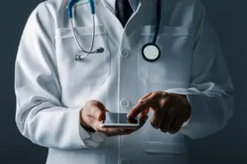 九部门联合下发通知，医生直播带货会凉凉吗？图片