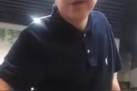 女艺人爆料：吃夜宵时被陌生男子骚扰敬酒图片