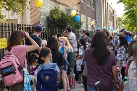 美媒：美国正把教师推向崩溃边缘图片