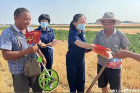 麦收时节注意防火！聊城消防宣传队开展防火宣传图片