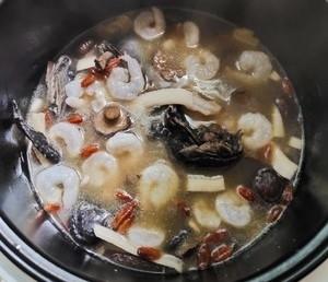 花胶海底椰 2026年花胶海底椰炖鸡汤作用与功效