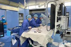 冠脉钙化介入治疗新阶段！葛均波院士团队成功完成了这个手术图片