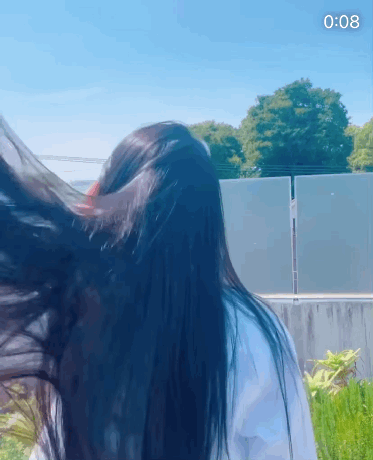 木村拓哉女儿木村光希晒泳装美照：优越腰线和大长腿图片