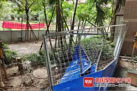 小区公摊还是规划用地？南宁一小区将架空层改建为社区办公用房引争议图片