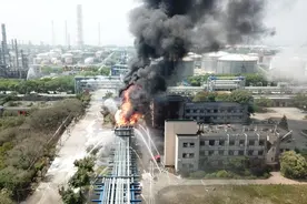 上海石化突发火情 企业去年安全生产投入降六成 天目新闻连线专家解读可燃物毒性图片
