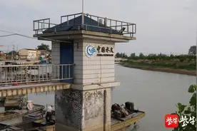 湖床可行车，洪泽湖发布干旱蓝色预警图片