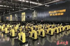 高中毕业生扎堆暑期减肥训练营，听说包吃包住还包瘦？图片