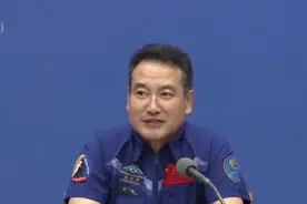 飞天归来首次亮相！听神十三航天员乘组分享“太空感悟”图片