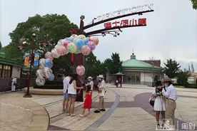 7月入园名额2小时约完，怎么办？年卡用户请迪士尼善待粉丝｜上海迪士尼再开园①图片