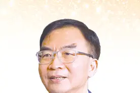 青年心中要有一团“奋斗之火”图片