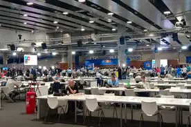 外媒记者称北约峰会饭菜贵：一份沙拉8欧元 比去年高不少图片