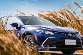 凯美瑞：见证时代的一把标尺图片