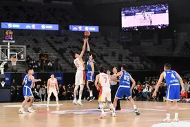 中国男篮世预赛再次大胜中国台北队图片